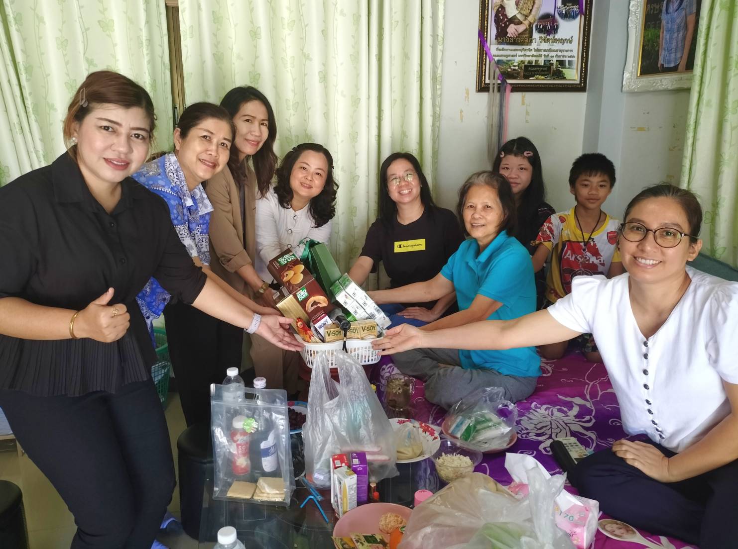 คณะเศรษฐศาสตร์ ม.แม่โจ้ สืบสานประเพณีล้านนา รดน้ำดำหัวขอพรผู้อาวุโส เนื่องในเทศกาลปี๋ใหม่เมือง 2569