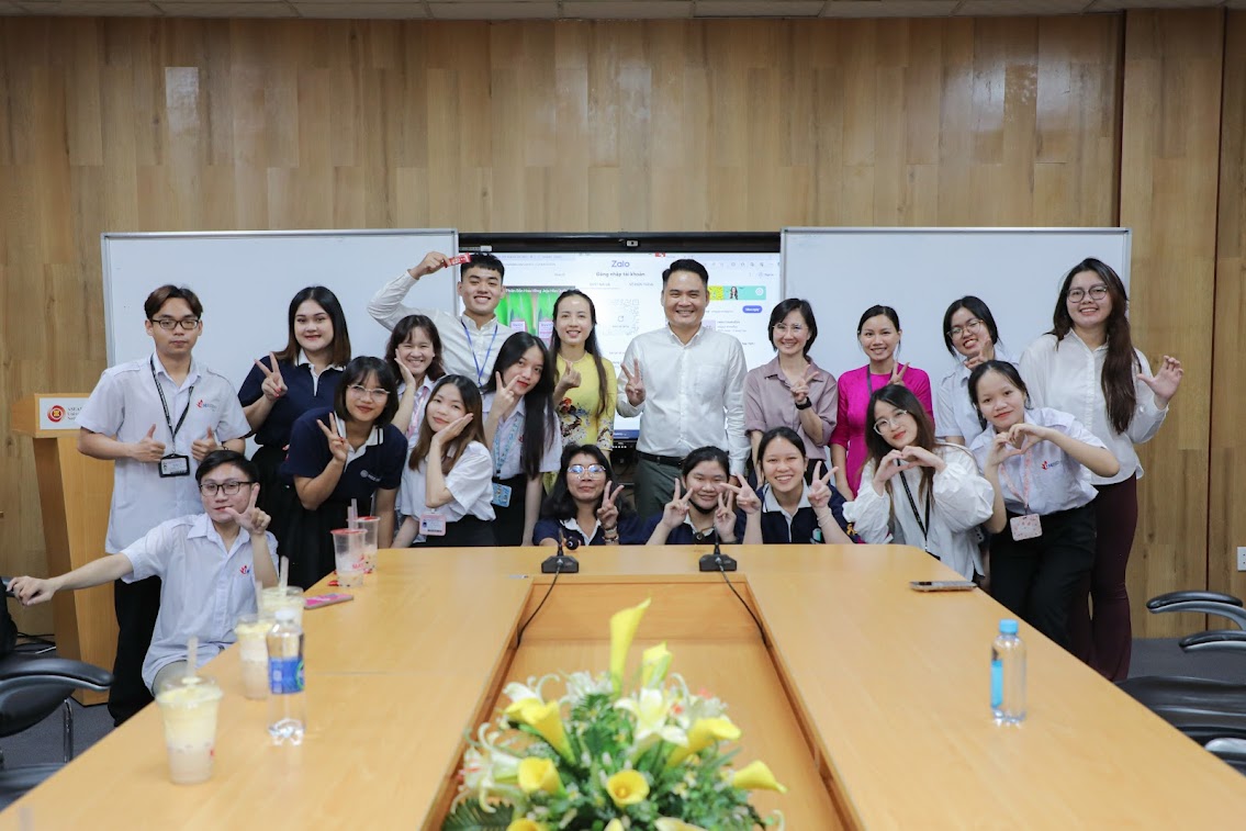 นักศึกษาเศรษฐศาสตร์ระหว่างประเทศ ร่วมกิจกรรมแลกเปลี่ยนวัฒนธรรม  ณ Nong Lum Universty - Ho Chi Ming City (NLU) และ Industrial University of Ho Chi Minh City ประเทศเวียตนาม